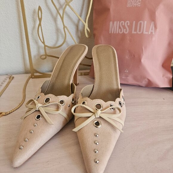 Miss Lola Kitten Heels - Picture 1 of 3